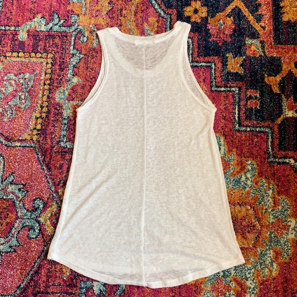 Vestique Tank - Picture 3 of 3